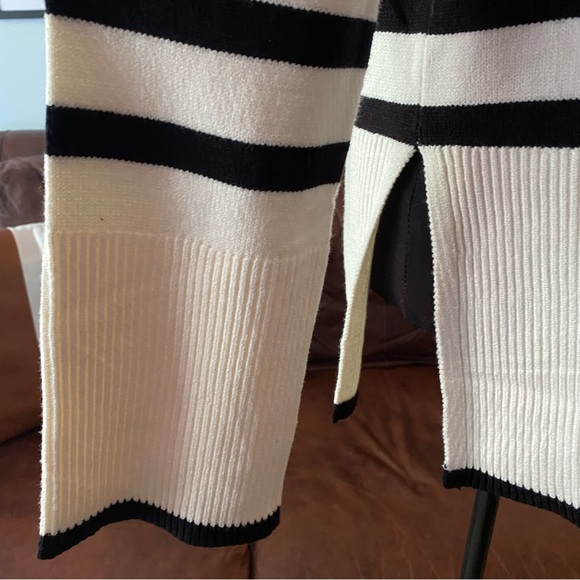 NWOT-Zesica Turtleneck Long Sleeve Strip Ribbed Knit Oversized Sweater - Picture 5 of 15